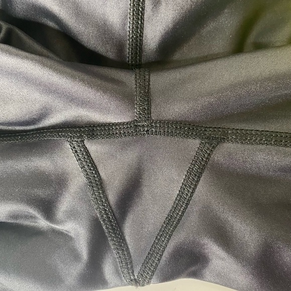 ZIYA Black and Yellow Light N Tight Leggings. Size 16-18 - Picture 6 of 9